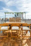 [Near USJ] For group trips! Roomy 4-story building with projector terrace near the station [for 12]