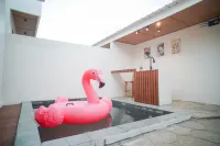 Among Villa Demangan - New