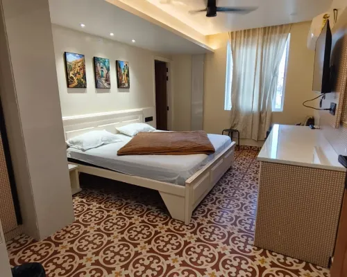 Hotel Pontika Hotele w: Paonta Sahib