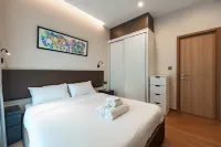 THE TITLE V Apartment 503