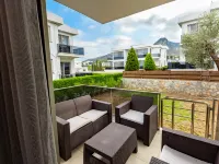 Black Jack Apartment next to Chamada Hotel Casino by HolidayKeys Ξενοδοχεία στην πόλη 'Αγιος Επίκτητος