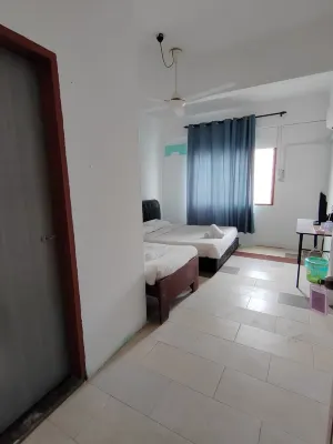Q Hotel Temerloh Tingkat 2 - parking