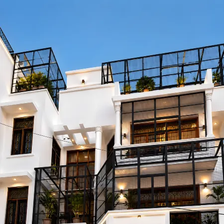 ZenithSuites - Vrindavan