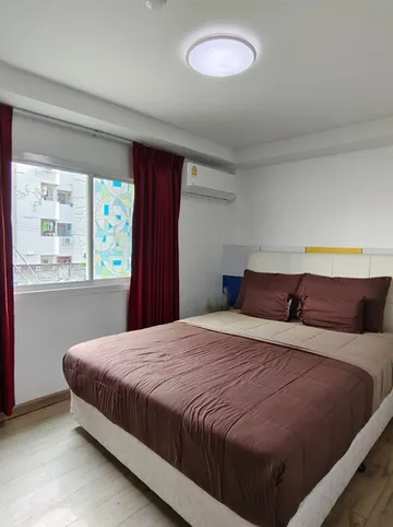 รูปภาพของวิเวียน เฮ้าส์