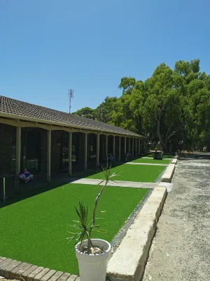 lake Clifton tavern and motel Hotels in Lake Clifton