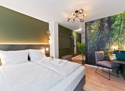 JUNGLE No5 Boutique Hotel - Stuttgart City-Center