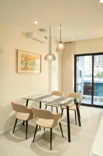 Home by La Sinfonía Trieu Viet Vuong Hotels near Thien Quang Lake