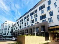 One Rosebank Executive Apartment Hotel Hotels near Emmarentia Dam