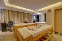 The SSK Solitaire Boutique Hotel and Spa - بار
