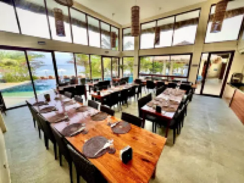 Beatriz Rafaela Resort Hotels in Masbate