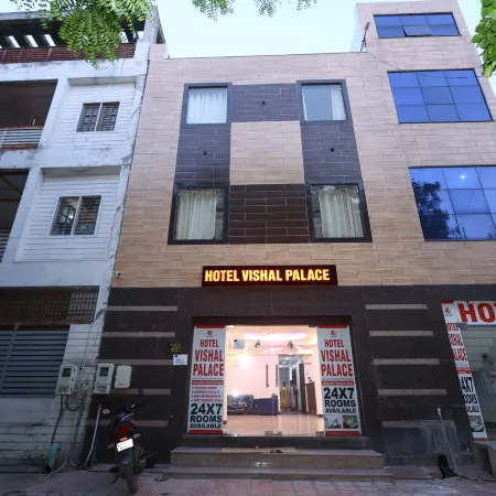 Vishal Palace Hotel