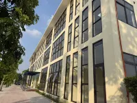 Crown Apartment Hotels in 