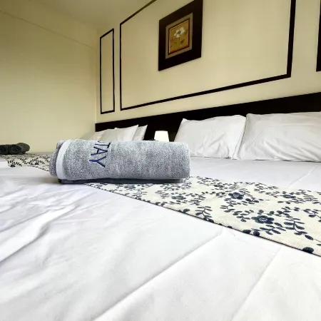 Melaka D'savoy Afamosa Resort for 12PAX Pool View by BeeStay Hotels in Pegoh