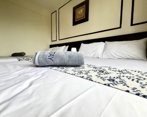 Melaka D'savoy Afamosa Resort for 12PAX Pool View by BeeStay Hotel di Pegoh