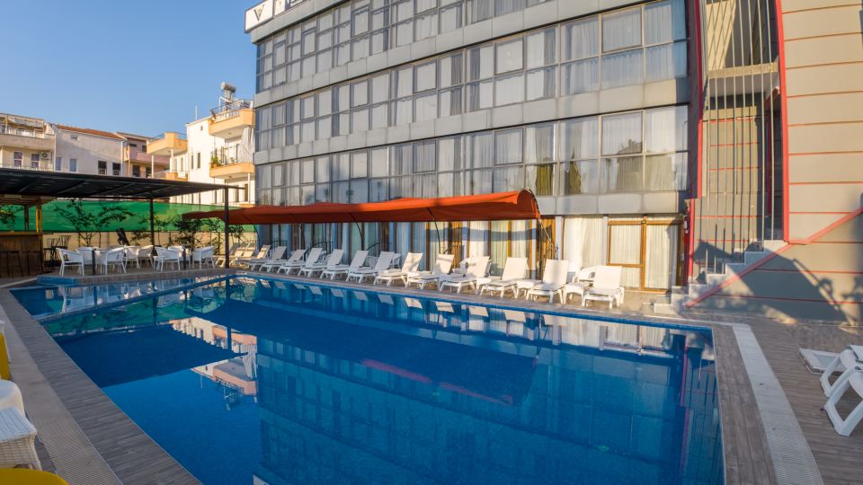 Velaris Boutique Hotel