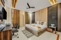 Hotel Bhawani International - Mountain view