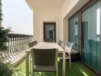 Luxury 2BHK | Near Yas Waterworld & Warner Bros ドゥアリーナ周辺のホテル