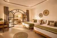 Talitha · Private Pool Villa, Central Canggu · Nusa Havens - Scenic