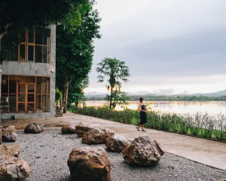 ルーンマイ ゲストハウス チェンカーンのホテル