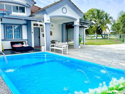 5BR The Cozy Home with container house (20 pax)