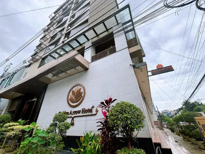 Golden Arrow Hotel Hotels near East Yangon University