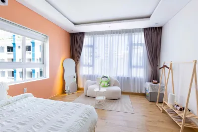 BEAR HOMESTAY Hotels in Da Nang