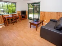 Discovery Parks - Bright Hotels in Bright