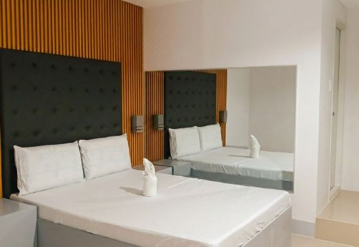 D 뉴 인 막탄 로비