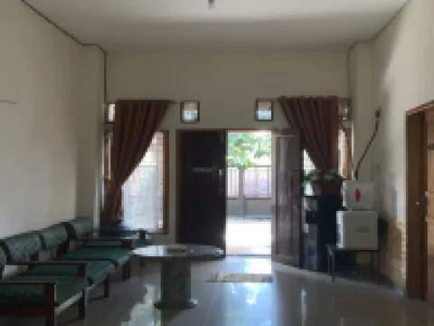 Hotel O Homestay Citra Hotels in Kadia