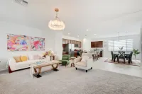 Near Strip & Attractions•Beautiful Villa•6 Beds Отели в г. 