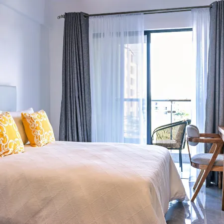 Nairobi Serviced Apartment; 1 Bedroom with Gym, Pool, Large Outdoor Balcony & City Views