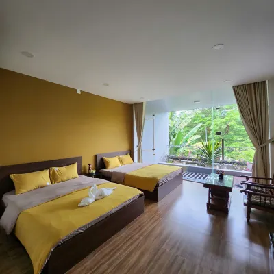 Homestay Cây Chuông Vàng 隆山寺附近的飯店