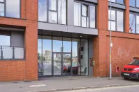 Modern Digbeth Stay | Ensuite | Free Parking - New