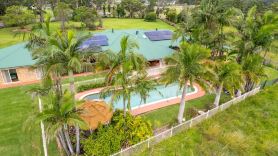 Wyee Farm Stay - Family Escape - Sleeps 12 in Wyee