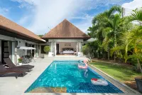 Nivara-3BR Family Villa-4 Min to Nai Harn Beach - Infinity Pools