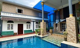 Bayu Bayu Hotel by Soft Loft