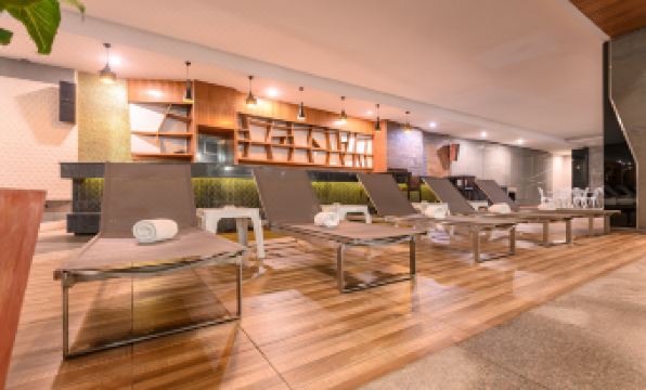 Ease Jomtien Pattaya Hotel