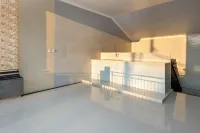 The Tis Guesthouse and Hostel