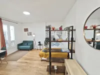 Seine 2-Min & Notre Dame • Cozy Studio