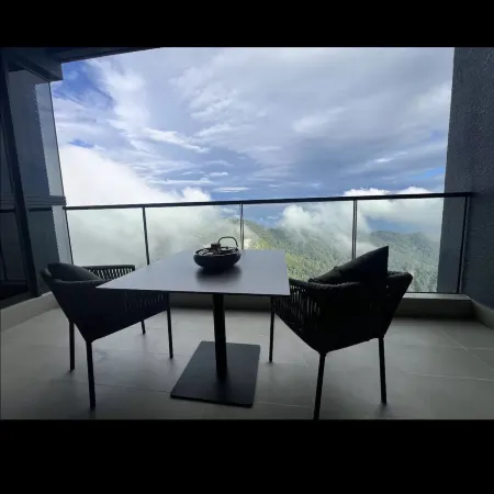 Hill Top Antara 14 min walk to Genting 5-9 pax