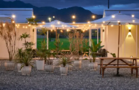 Sunwild BnB Hotels in Sanxing Township