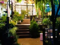 YimYimHouse Hotels near Wat Khaem Son