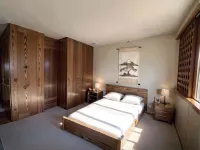 Wonderwall Japan Naeba Hotel berhampiran Resort Ski Naeba