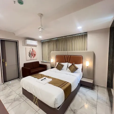 Click Hotel Royal Pearl, Galenda, Dahej