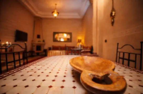 Riad 16 Dar and Pool