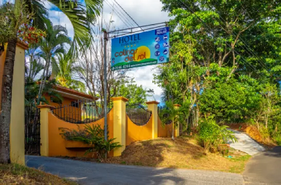 هوتل كوليناس ديل سول فنادق في 