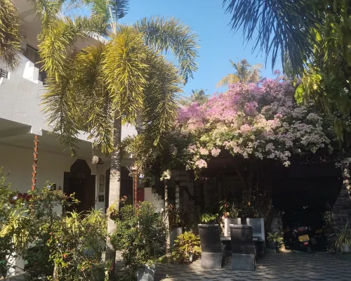 AWON HOTEL MIRISSA Hotels in Matara