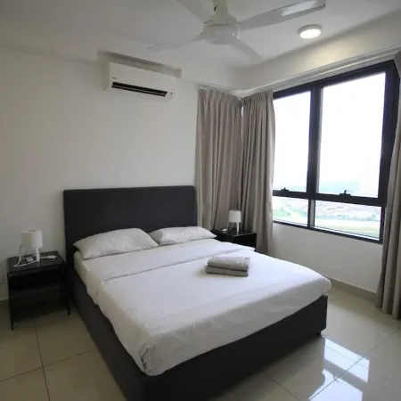 Lovely 1 Bedroom Apartment @ Cyberjaya - Netflix