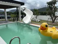 Pool & Play Pool ViIla Sriracha - Villas