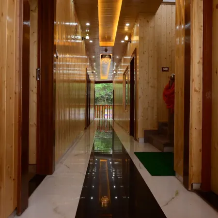 Rahul Hotel And Restaurant